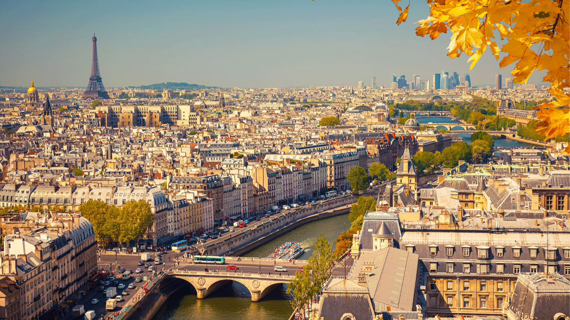 france-paris-aerial-view