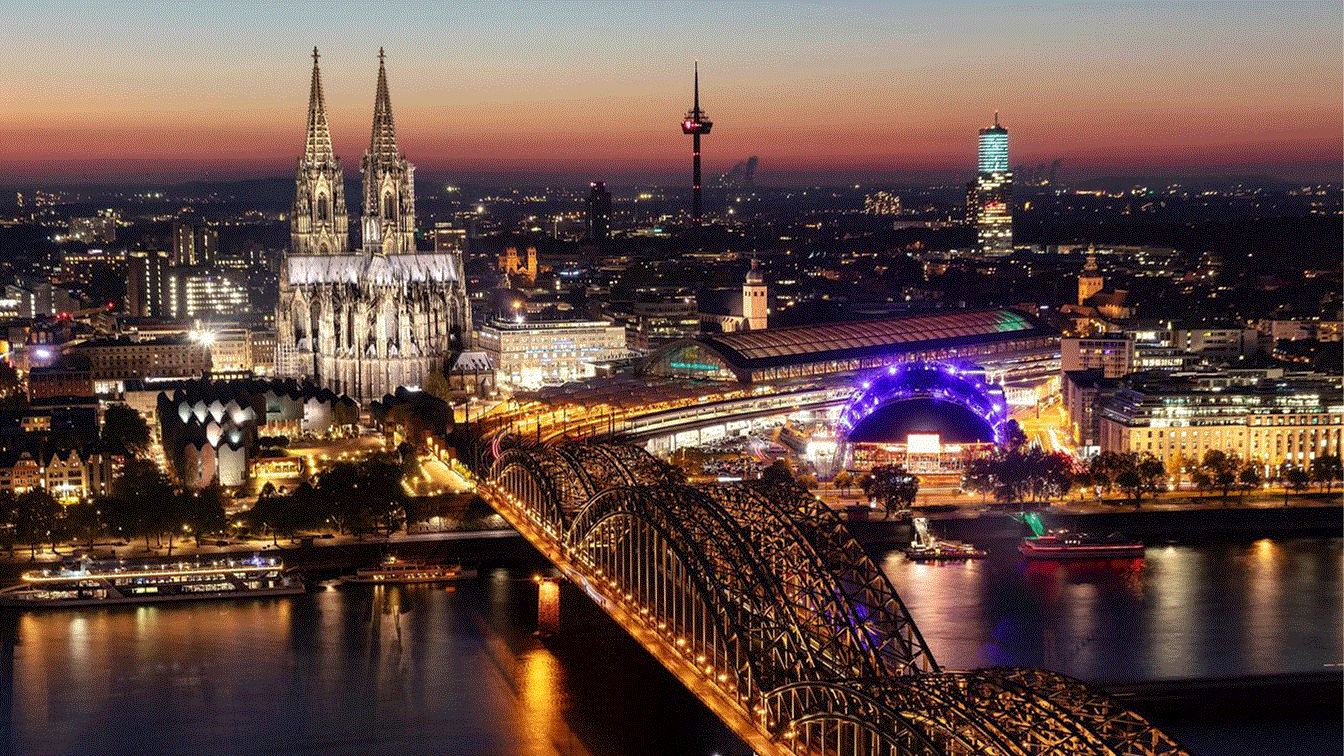 germany-cologne-panoramic-view-skyscraper