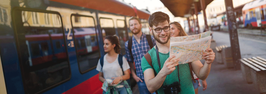 header-friends-train-station-map