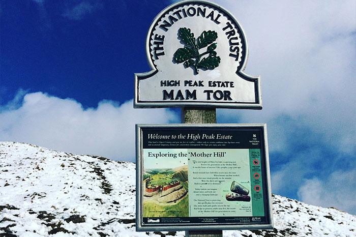 england-derbyshire-mam-tor-sign
