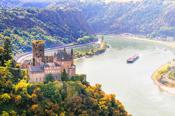 germany-rhine-valley-katz-castle