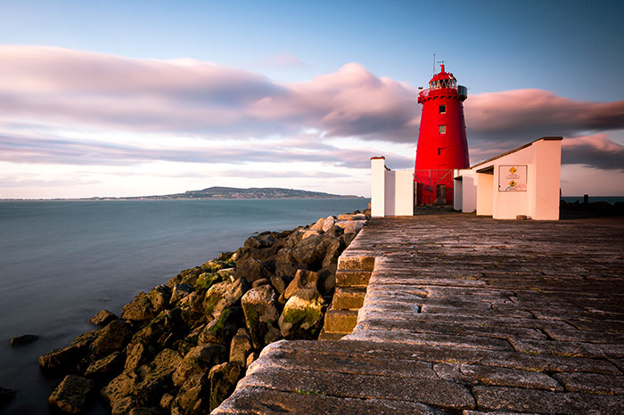 ireland-dublin-poolbeg-lighthouse