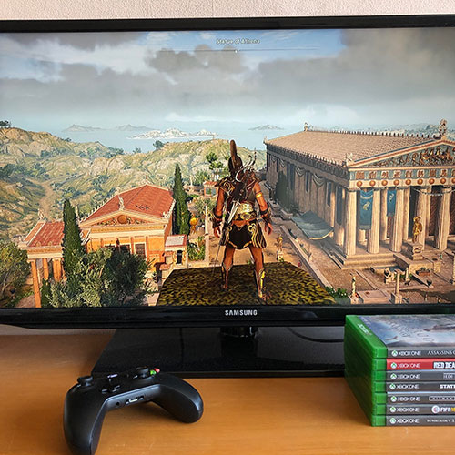 Robin (製品所有者)：「Xboxなら、防疫ルールを外れることなく、新しい世界を探検できます。ゲームの中の世界が広いほど楽しみも増えます！」