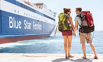 backpackers-travellers-waiting-for-their-ferry-bluestar-ferries