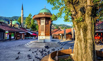 bosnia-sarajevo-town-square