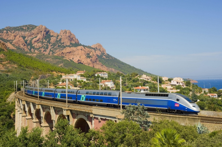 klassisk overrasket Ondartet tumor How to Get From Paris to Barcelona by Train | Eurail.com