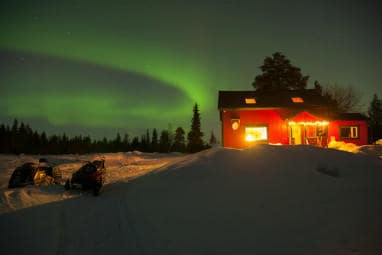 Los MEJORES 5 destinos europeos en invierno | Aurora Boreal en Suecia