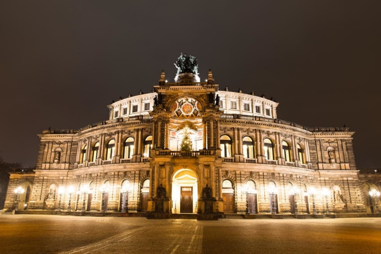 Casa de Ópera Semper em Dresden, Alemanha