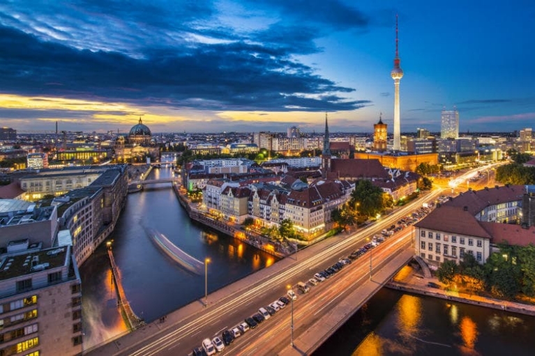 Vista da cidade de Berlim e do rio Spree
