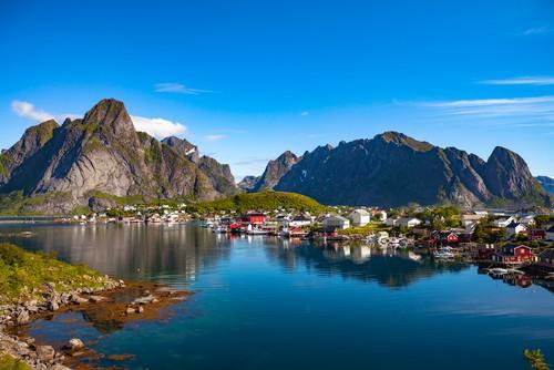 Ilhas Lofoten no verão