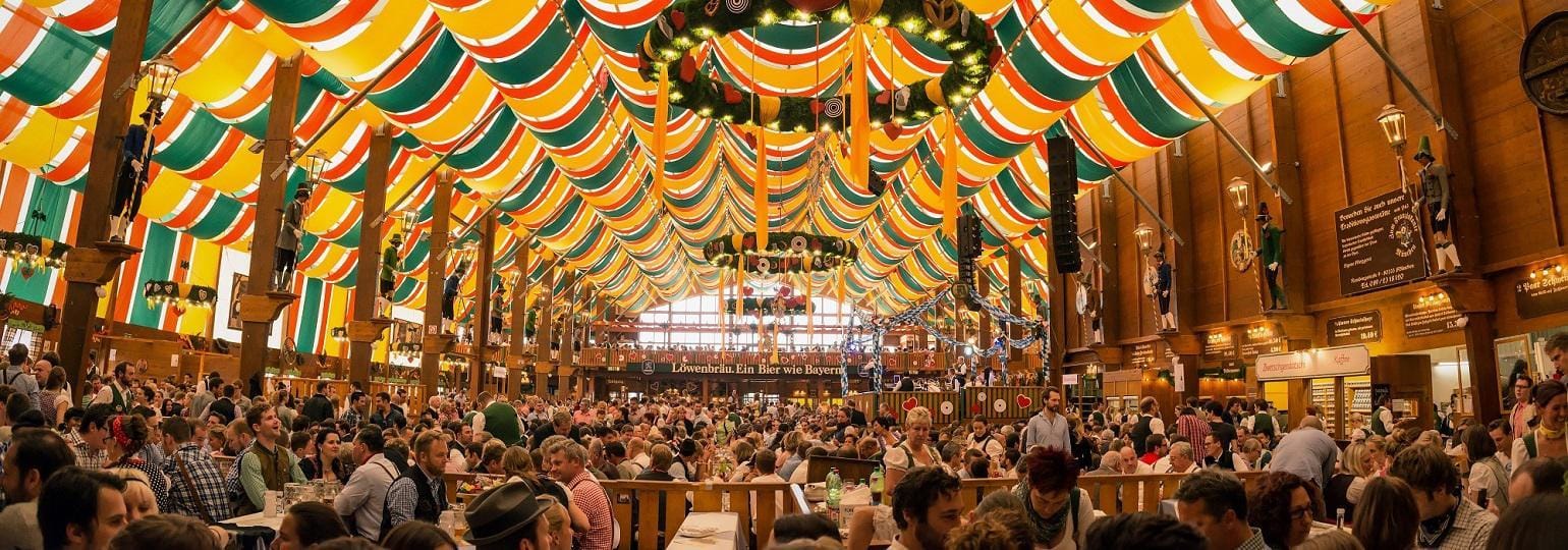 Want to visit a Volksfest during autumn? Our favorites in Germany