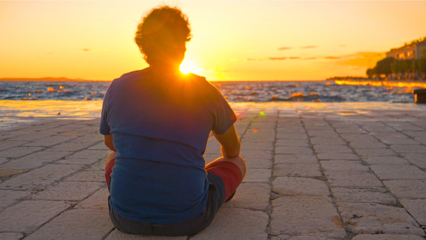 croatia-promenade-zadar-man-sitting