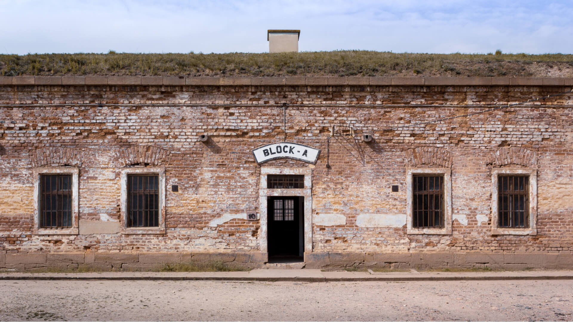 czech-republic-terezin-concentration-camp-barracks