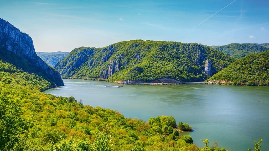 danube-river-serbia-romania