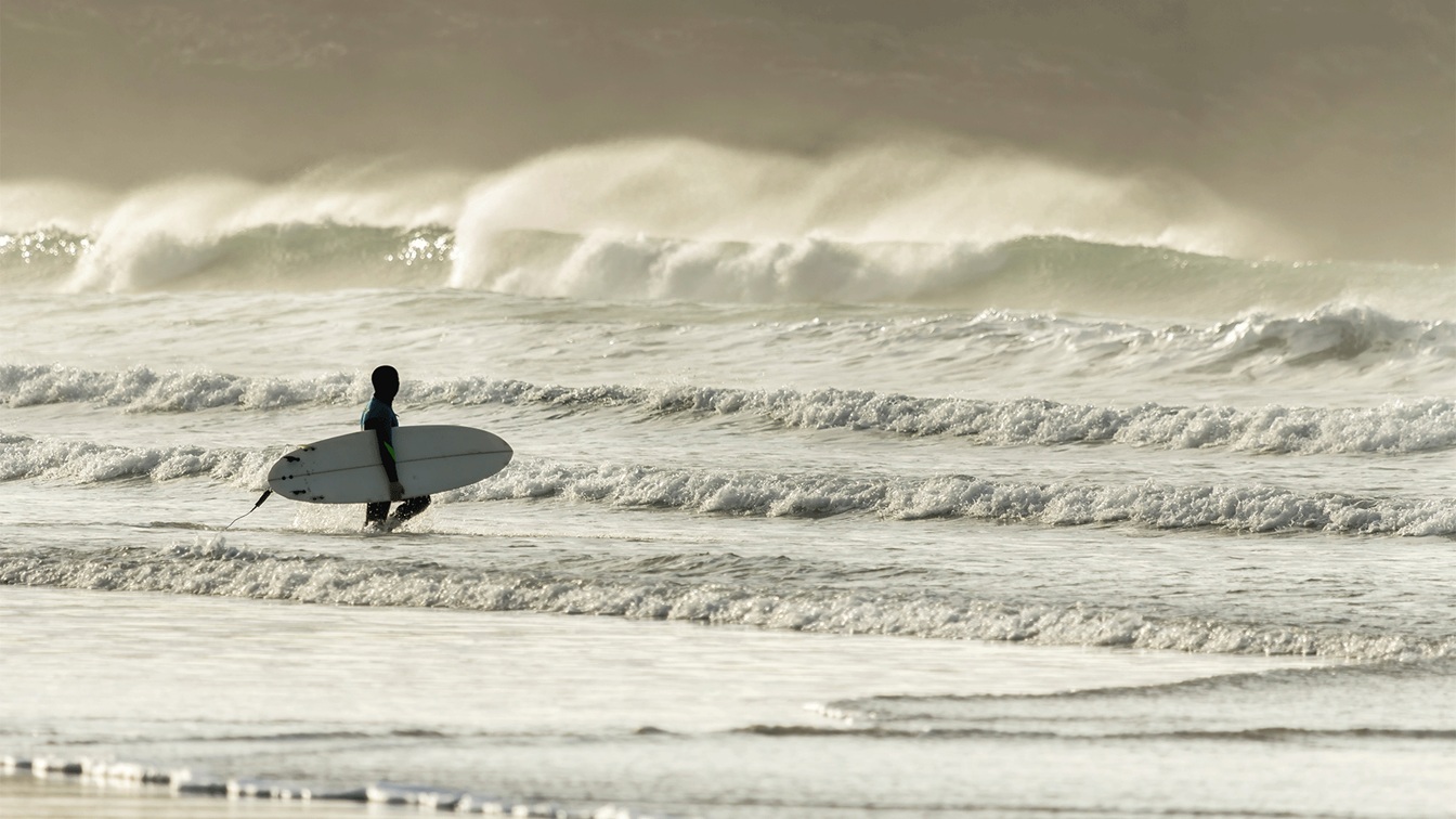 england-cornwall-surfing