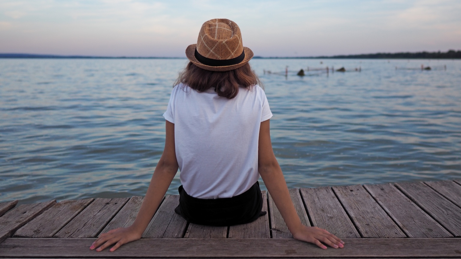 hungary-lake-balaton-girl-sitting