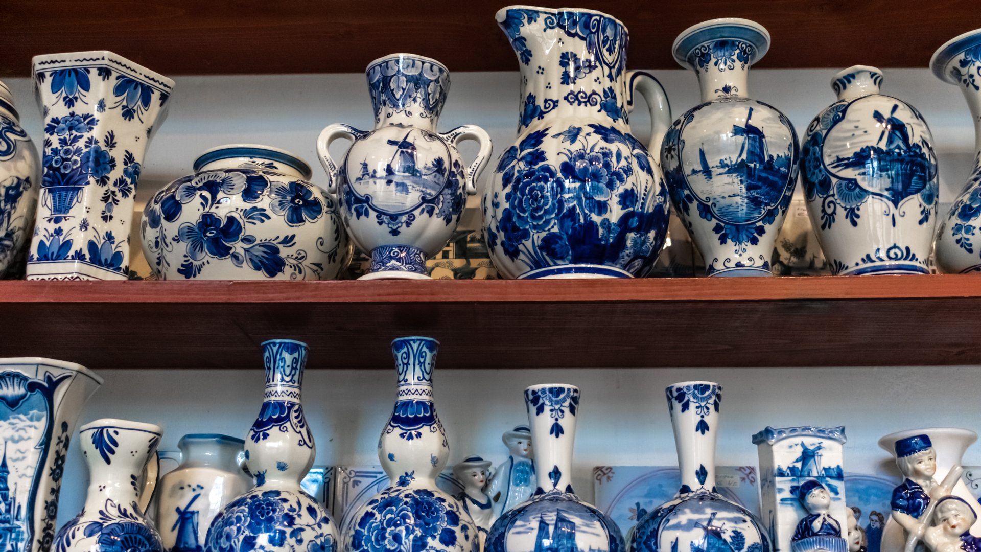 netherlands-delft-pottery