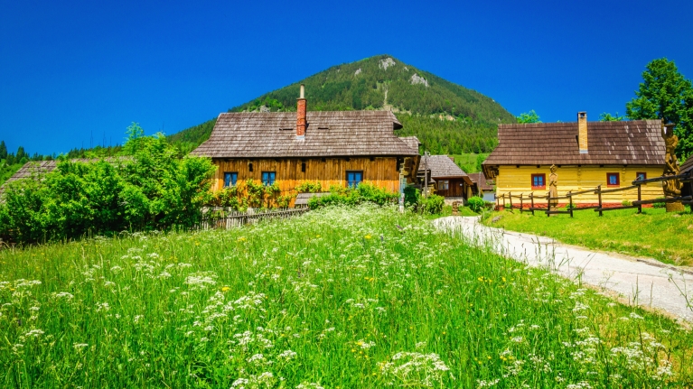 slovakia-vlkolínec-traditinoal-village