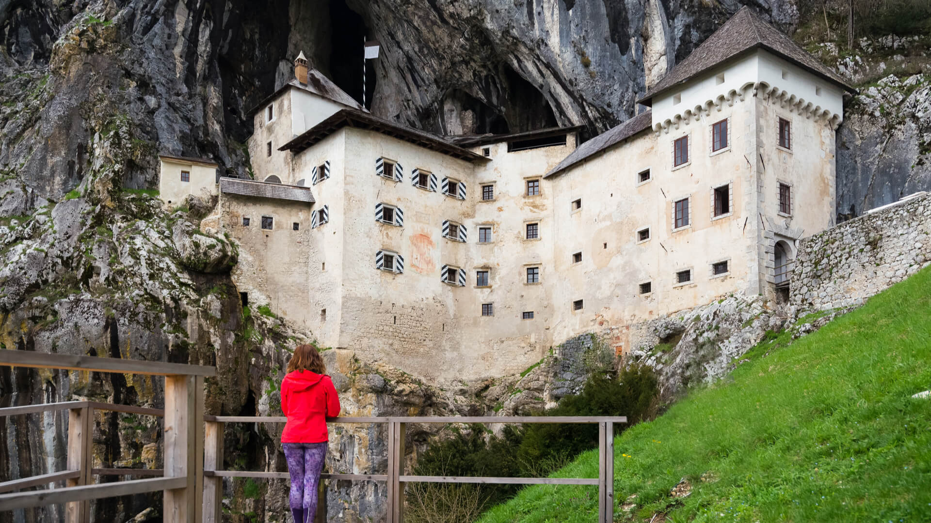 slovenia-predjama-castle-woman-staring